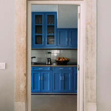 Charming Family House In The Heart Of Cascais