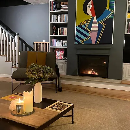 شقة Charming Family House In The Heart Of